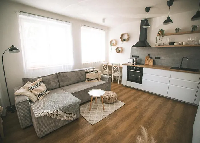 Kvartyr - Novy Apartman Na Namesti V Ceske Lipe