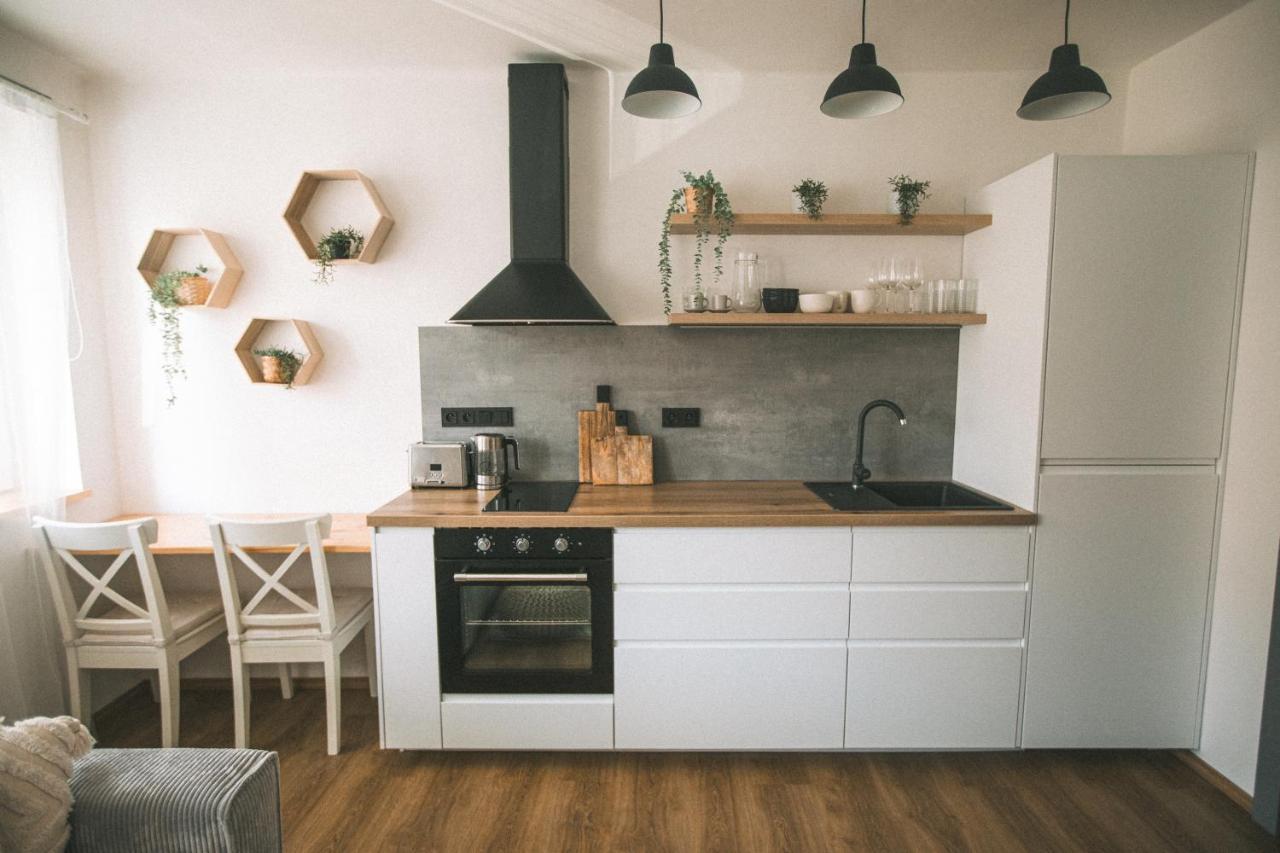 Kvartyr - Novy Na Namesti V Ceske Lipe Apartment *